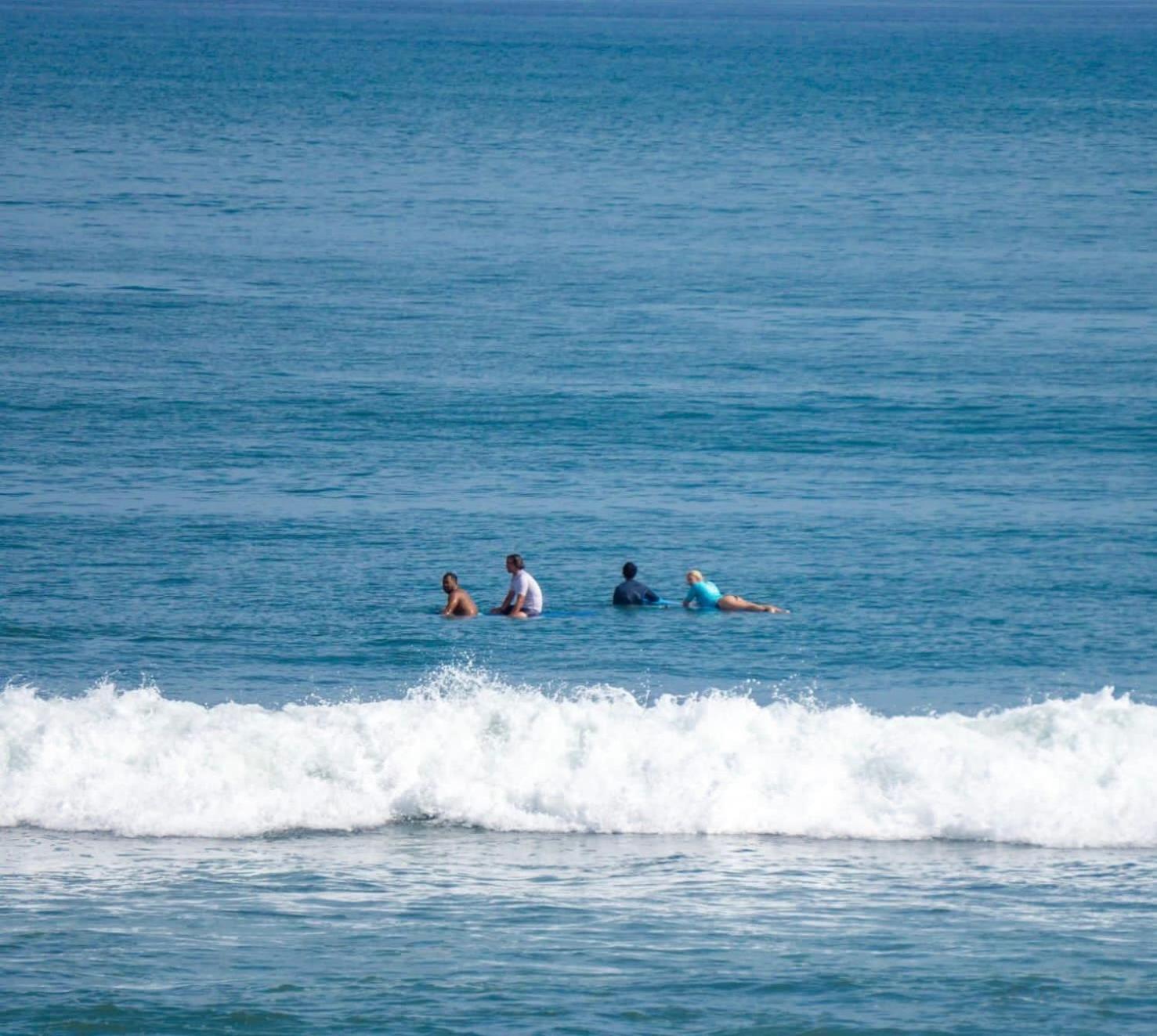 The Nyamo Surf & Stay Pulukan Ngoại thất bức ảnh