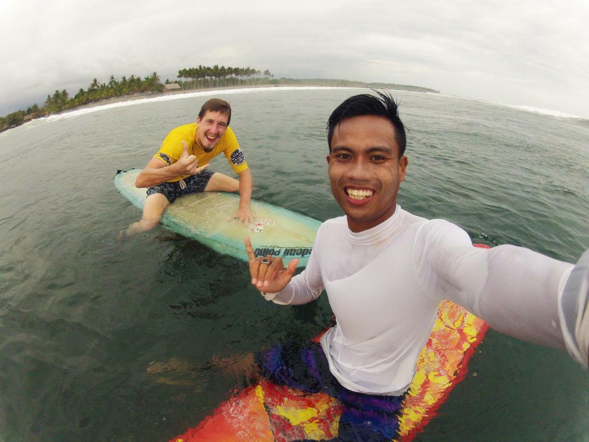 The Nyamo Surf & Stay Pulukan Ngoại thất bức ảnh