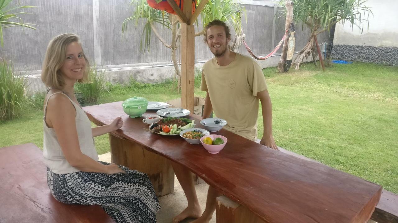 The Nyamo Surf & Stay Pulukan Ngoại thất bức ảnh